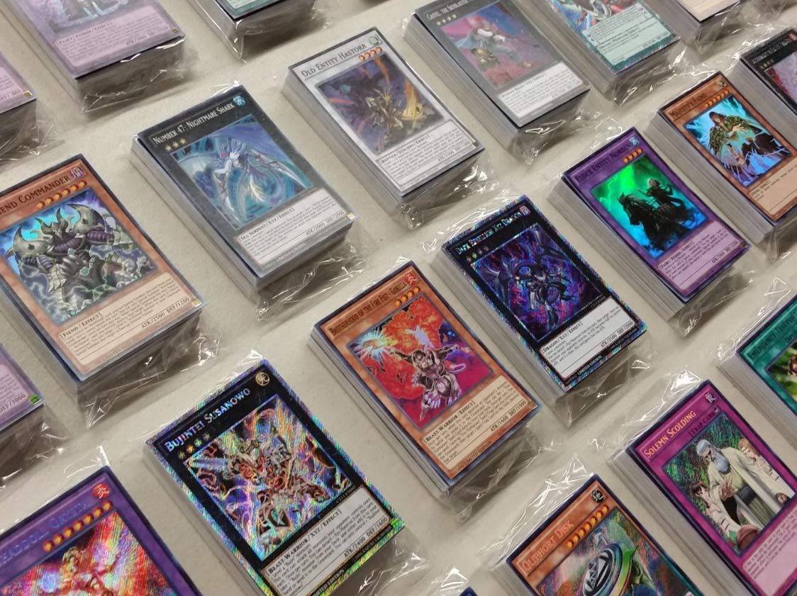 More Than a Stack – Mega Lot of 1000 Assorted Yu-Gi-Oh! Cards - VaultCards shop